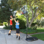 Lifetime 44 Inch (111cm) Portable Basketball Hoop - Image 2