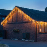 Lights4You 13ft (4m) 152 LED Warm White Outdoor Icicle Lights - Image 2