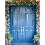 9 ft Pre-lit Christmas Artificial Garland With Twinkling LED Lights - Image 5