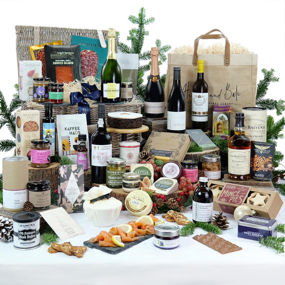 Heather & Bale The Longhoughton Luxury Christmas Hamper
