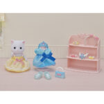 Sylvanian Families Princess Dress Up Set & Party Time Tuxedo Cat Set Bundle (3+ Years) - Image 4