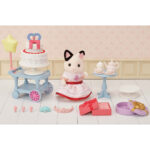 Sylvanian Families Princess Dress Up Set & Party Time Tuxedo Cat Set Bundle (3+ Years) - Image 5