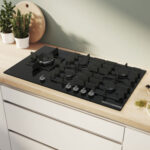 Bosch Series 6 PPM9A6I40, Tempered Glass 90cm Gas Hob in Black - Image 2
