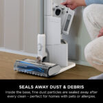 Shark Clean & Empty Cordless Vacuum Cleaner with Auto-Empty System, BU3521UK - Image 3