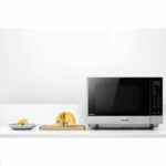 Panasonic 27 Litre 1000W Solo Microwave in Silver, NN-SF464MBPQ - Image 4