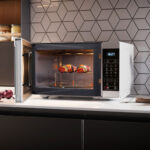 Sharp 25 Litre 900W Digital Microwave with 1000W Grill, YC-MG252AU-S - Image 5