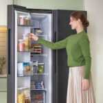 Samsung Bespoke RS80F66KBFEU Side by Side Fridge Freezer, B Rated in Black - Image 4