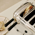 Dualit Classic 4 Slot Toaster With Sandwich Cage, Polished Stainless Steel 40590 - Image 3
