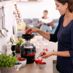 Philips Viva Juicer in Black HR1855/70 - Image 3