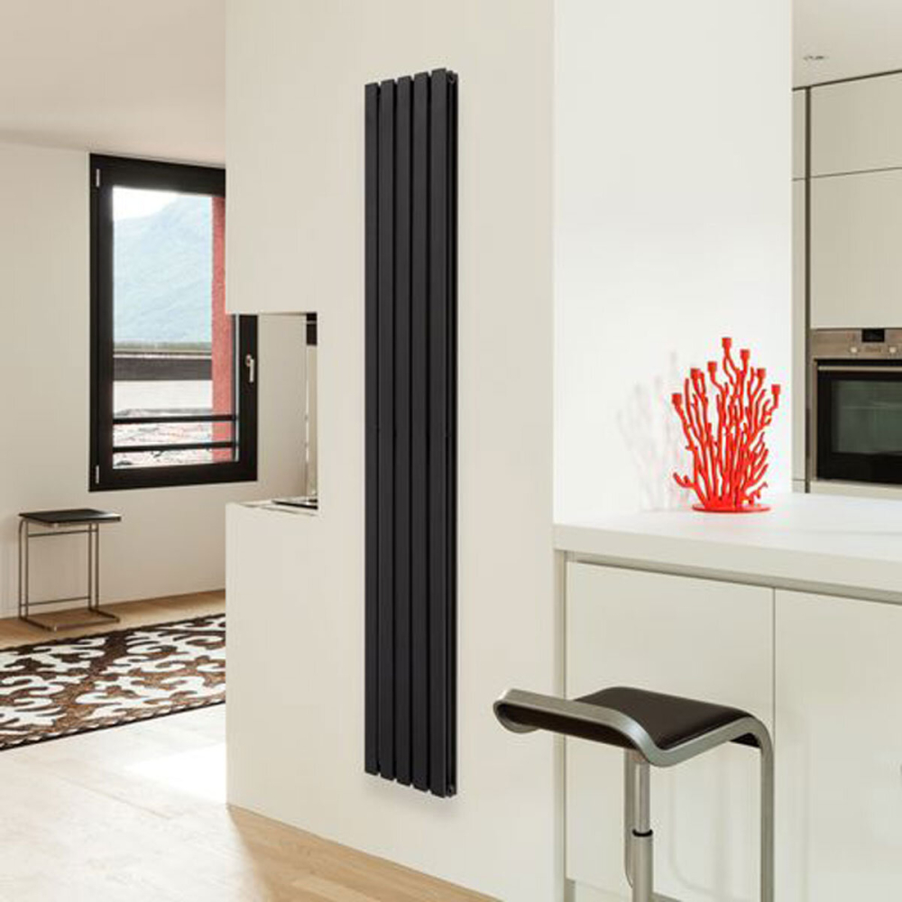 Ultraheat Linear Radiator in Black 1800 x 268 x 61 mm