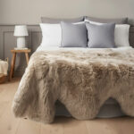 Bowron Longwool 100% Sheepskin Octo Rug, Stone