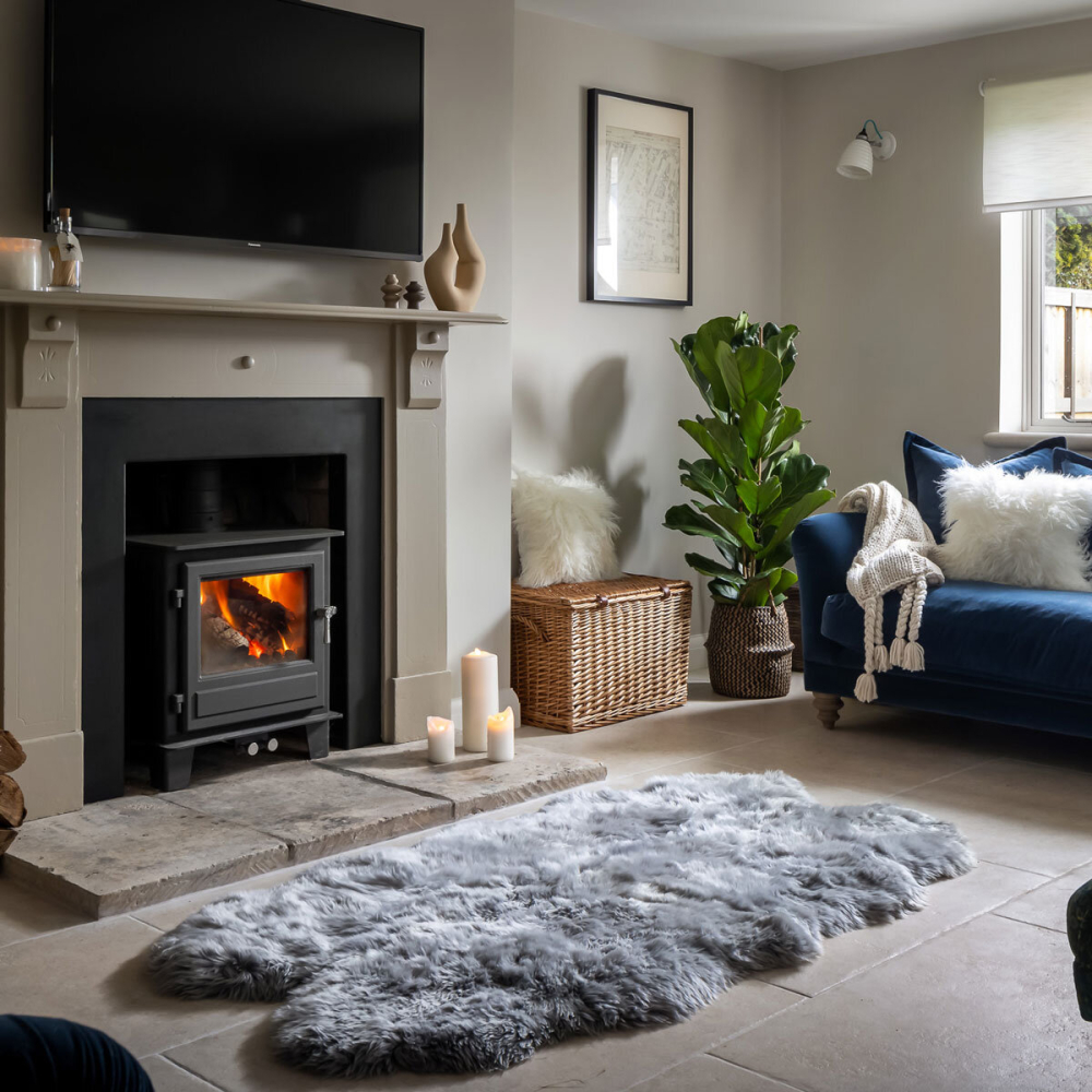 Naturally Sheepskins Long Wool Quad Rug, 180 x 110 cm in Steel Grey