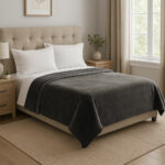 Kirkland Signature Taupe Queen Plush Blanket, 248 x 233 cm - Image 10