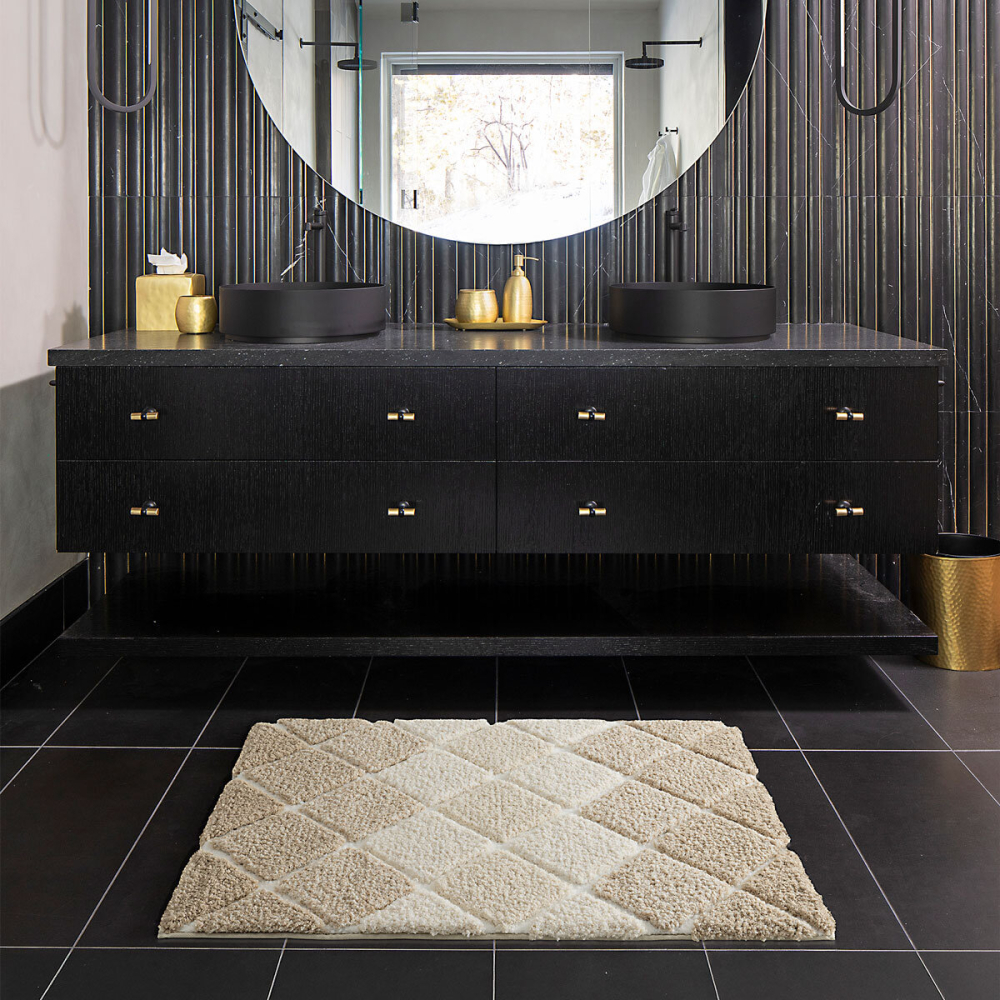 Mon Chateau Diamond Plush Bath Mat in Taupe, 60 x 91 cm