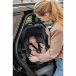 Britax Romer Baby Safe Core i-Size R129 Car Seat - Image 4