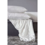 Belledorm 100% Mulberry Silk Ivory Pillowcase Pair - Image 2