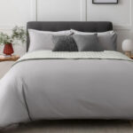 Boutique Living 400 Thread Count Egyptian Cotton 6 Piece Bed Set in White, Double - Image 2