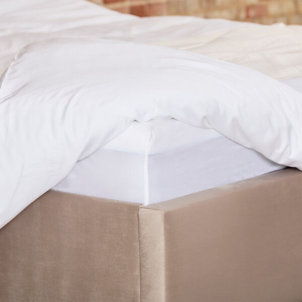 Luff SilverLining™ 1000 Thread Count 100% Organic Bamboo Deep Fitted White Sheet in 4 Sizes