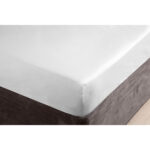 Belledorm 600 Thread Count Cotton Fitted Sheet in 4 Colours - Image 2