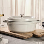 STAUB Shallow Cocotte in White Truffle, 26cm/3.7L - Image 2