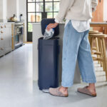 Joseph Joseph Porta 40L Bin - Midnight Blue - Image 6