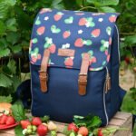 Navigate Strawberries & Cream 4 Person Picnic Backpack - Image 2