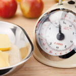 Judge Traditional Kitchen Scale in Cream - Image 8