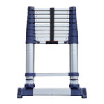 Xtend + Climb 3.2m ProSeries Telescopic Ladder - Image 3