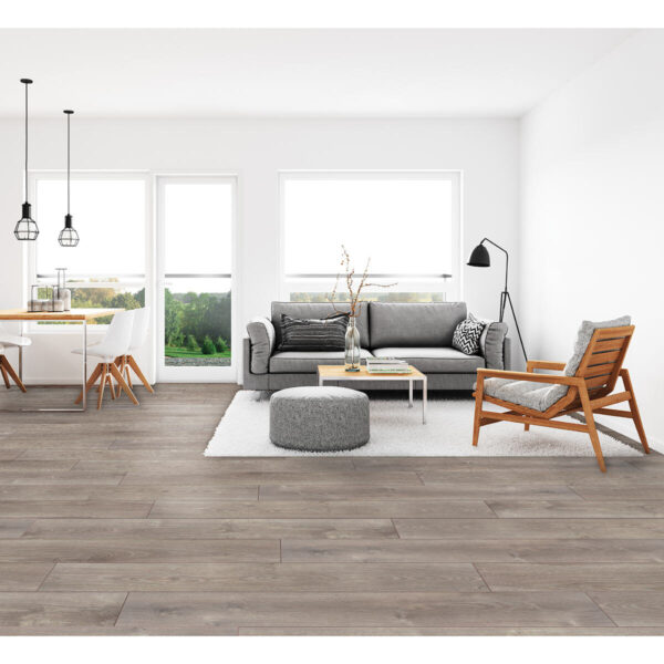 Golden Select Hartford (Oak) Splash Shield AC5 Laminate Flooring with Foam Underlay - 1.146 m² Per Pack