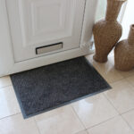 JVL Admiral Microfibre Barrier Mat in Charcoal, 50 x 80cm - 2 Pack - Image 4