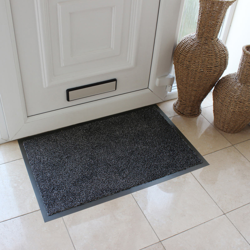 6946703e197ef54133d2ccc8bdc024e81a634503b968ca9c3a416.jpg JVL Admiral Microfibre Barrier Mat in Charcoal, 50 x 80cm - 2 Pack - Image 1