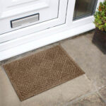 JVL Dirt Defender Door Mat in Beige, 40 x 60 cm - 2 Pack - Image 3
