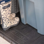 Lifetime 5ft x 3ft (1.5 x 0.9m) Horizontal Wood Look 1,300 Litre Storage Shed - Model 60350 - Image 5