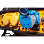 DEWALT® 6500W Dual Voltage Petrol Generator (DXGNP65E) - Image 4
