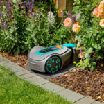Gardena Sileno Minimo Smart Robotic Lawn Mower + Charging Station (250m² cutting area) - Image 2