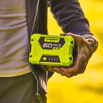 Greenworks 60V Charger and 2Ah Battery - Image 2