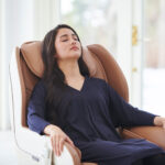 SYNCA CirC+ Massage Chair in Grey - Image 21