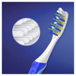Oral-B Pro-Expert Pulsar Medium Tootbrush, 6 Pack - Image 3