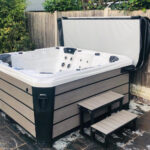 Platinum Spas VX2 Hot Tub Cover Lifter - Image 3