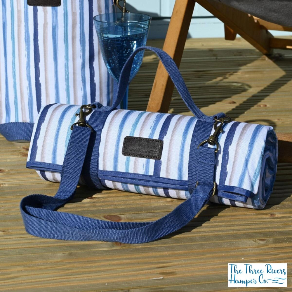 Navigate Picnic Blanket, 150 x 135 cm