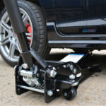 Hilka 2.5 Tonne Low Profile Fast Lift Jack - Image 4
