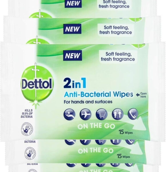 Dettol Antibacterial Hand Wipes, Fresh Scented, 135 Wipes (15 x 9pck) Antiseptic, Disinfectant, Travel Hygiene, First Aid Essential, Biodegradable
