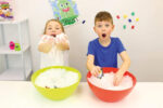 ZIMPLI - Snoball Play 2 Use, Magically turns water into Artifical Fake Instant Snow, Kids Indoor & Outdoor Toy, Stocking Filler for Boys and Girls 4 5 6 7 8 9, UK Made - Image 7