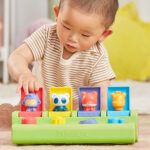Playskool Busy Poppin’ Pals Pop-up Activity Toy for Babies and Toddlers Ages 9 Months+ (thinkassemble.co.uk Exclusive) - Image 3