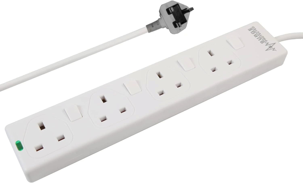 pro elec PL15331pl 3 m Switched Surge Protected Extension Lead - White