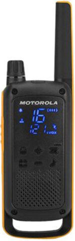Motorola TALKABOUT T82 Extreme Quad Set Portable Radio with 4 Pieces