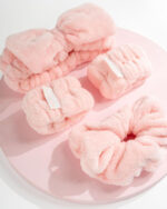 Brushworks The Classic Cleansing Set – Ultra-Soft Microfibre Makeup Headband, Wrist Wash Bands & Scrunchie for Gentle & Mess-Free Skincare & Beauty Routines - Image 5