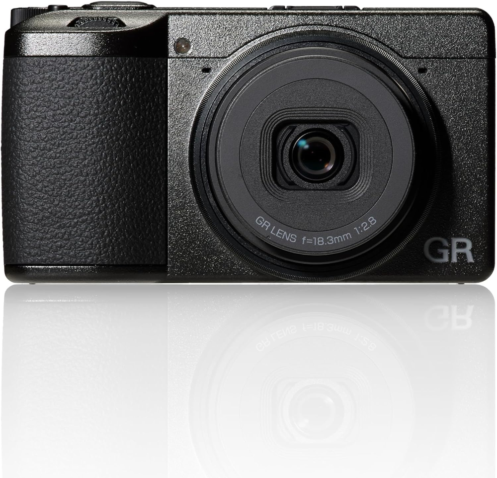 Ricoh GR IV Premium Compact Digital Camera [Focal Length 28mm] [25.7MP APS-C Size CMOS Sensor ] [~ 0.6s High-Speed Startup] [Fast Autofocusing] [ISO 204800] [The Ultimate Snap Shooter]