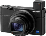 Sony RX100 VII - Advanced Premium Compact Camera with 1.0-Type Sensor, 24-200 mm F2.8-4.5 Zeiss Lens, Superior AF and speed performance, 4K Movie (DSC-RX100M7)